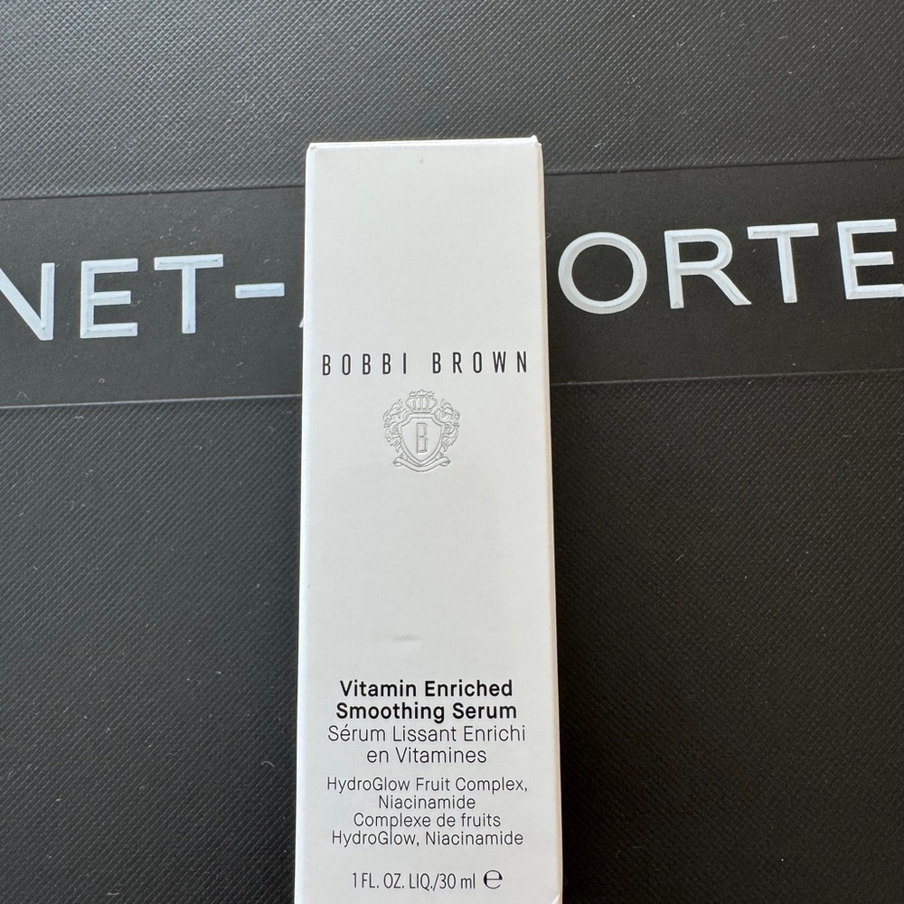 Bobbi Brown Vitamin Enriched Smoothing Serum - Picture 6 of 8